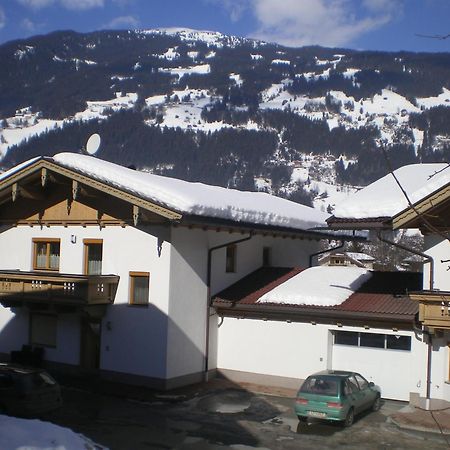 Haus Peter Schiestl Apartment Zell am Ziller Bagian luar foto