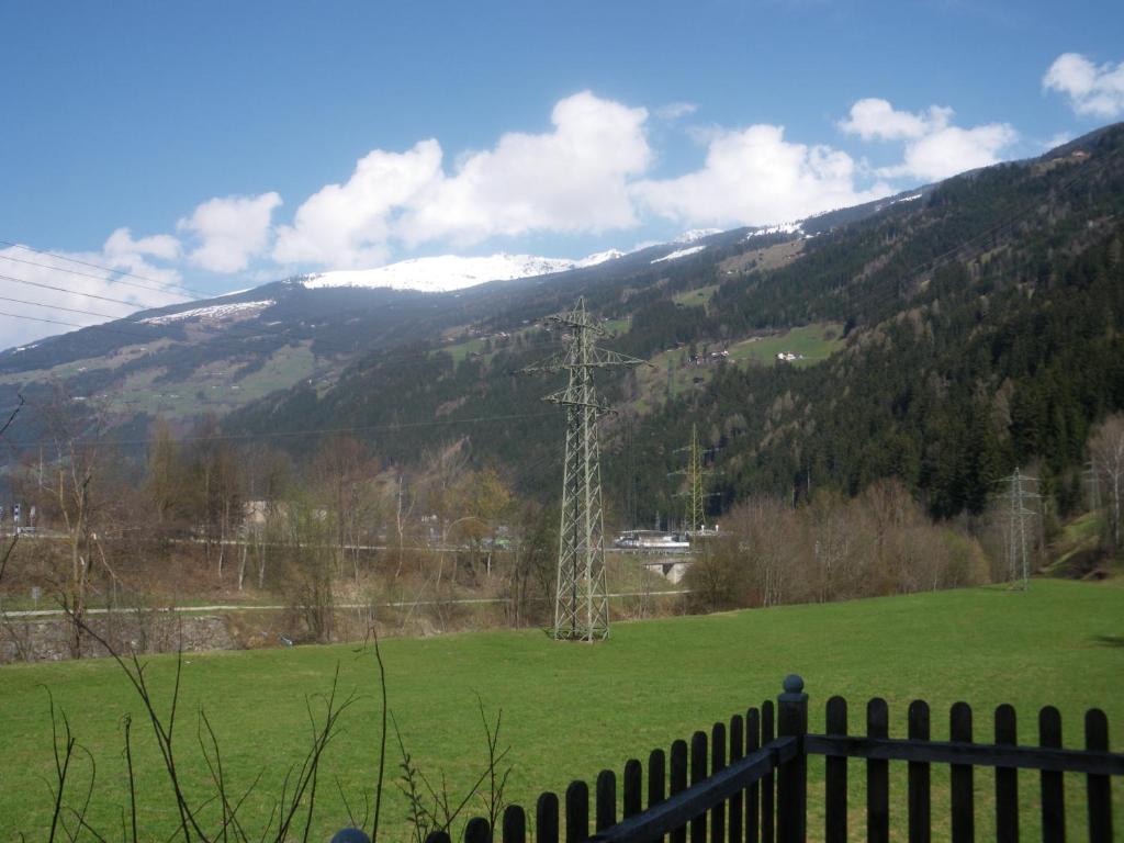 Haus Peter Schiestl Apartment Zell am Ziller Bagian luar foto