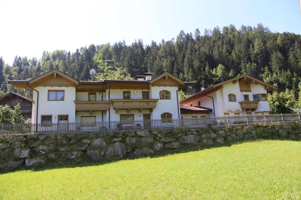 Haus Peter Schiestl Apartment Zell am Ziller Ruang foto