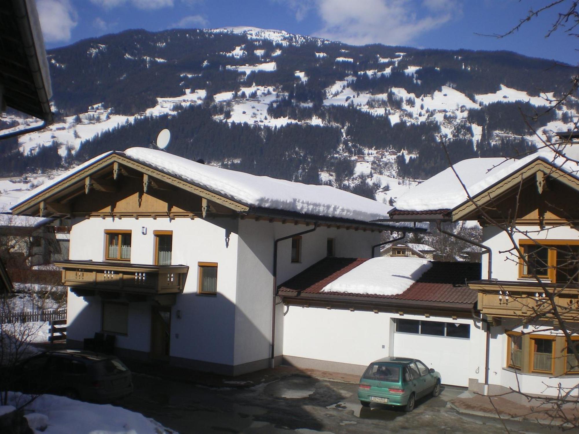 Haus Peter Schiestl Apartment Zell am Ziller Bagian luar foto