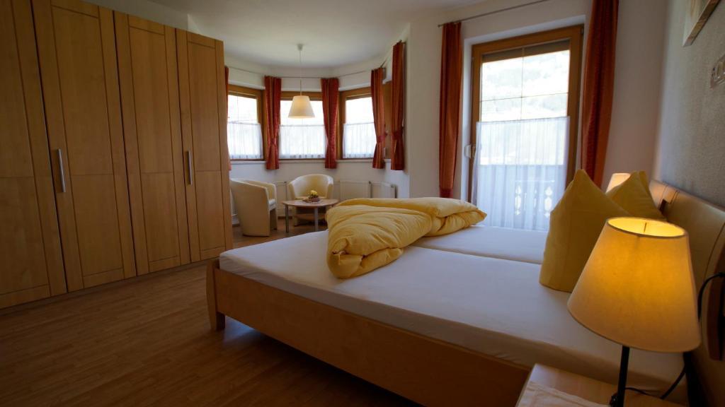 Haus Peter Schiestl Apartment Zell am Ziller Bagian luar foto