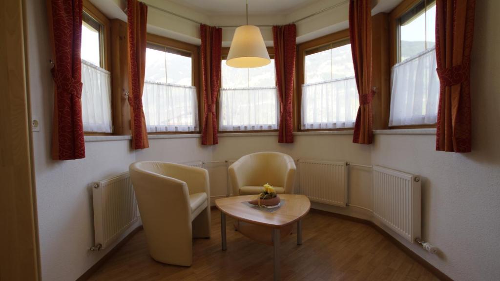 Haus Peter Schiestl Apartment Zell am Ziller Bagian luar foto